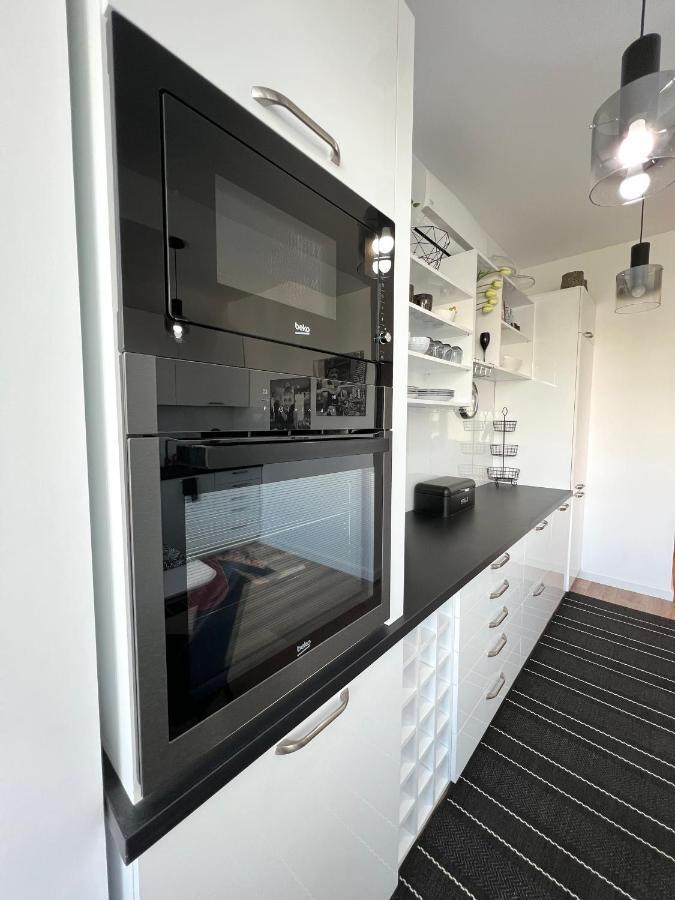 Sky View - Luxury Apartament - Sanador Victoriei Βουκουρέστι Εξωτερικό φωτογραφία