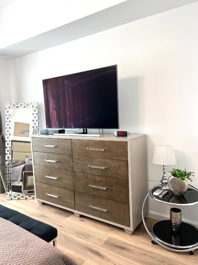 Sky View - Luxury Apartament - Sanador Victoriei Βουκουρέστι Εξωτερικό φωτογραφία