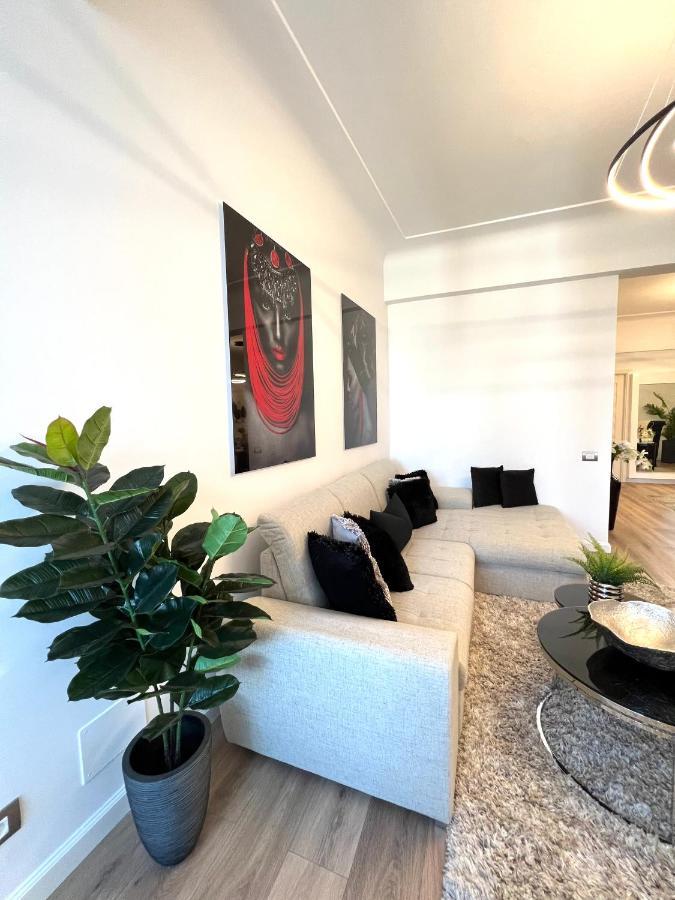 Sky View - Luxury Apartament - Sanador Victoriei Βουκουρέστι Εξωτερικό φωτογραφία