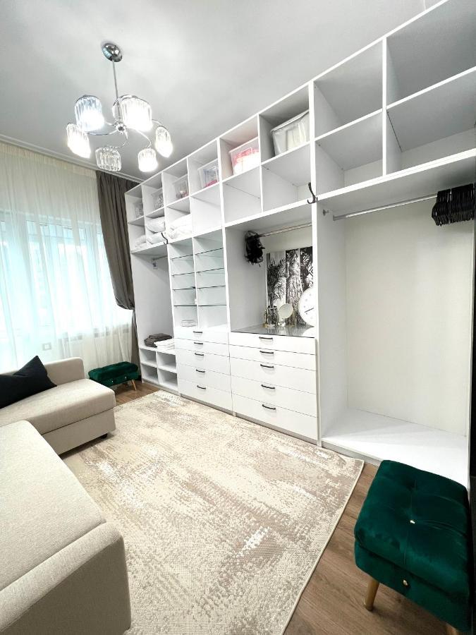 Sky View - Luxury Apartament - Sanador Victoriei Βουκουρέστι Εξωτερικό φωτογραφία
